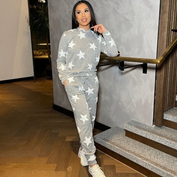 Madelynn Grey Star Print Jogger Lounge Set - Picture 8 of 13
